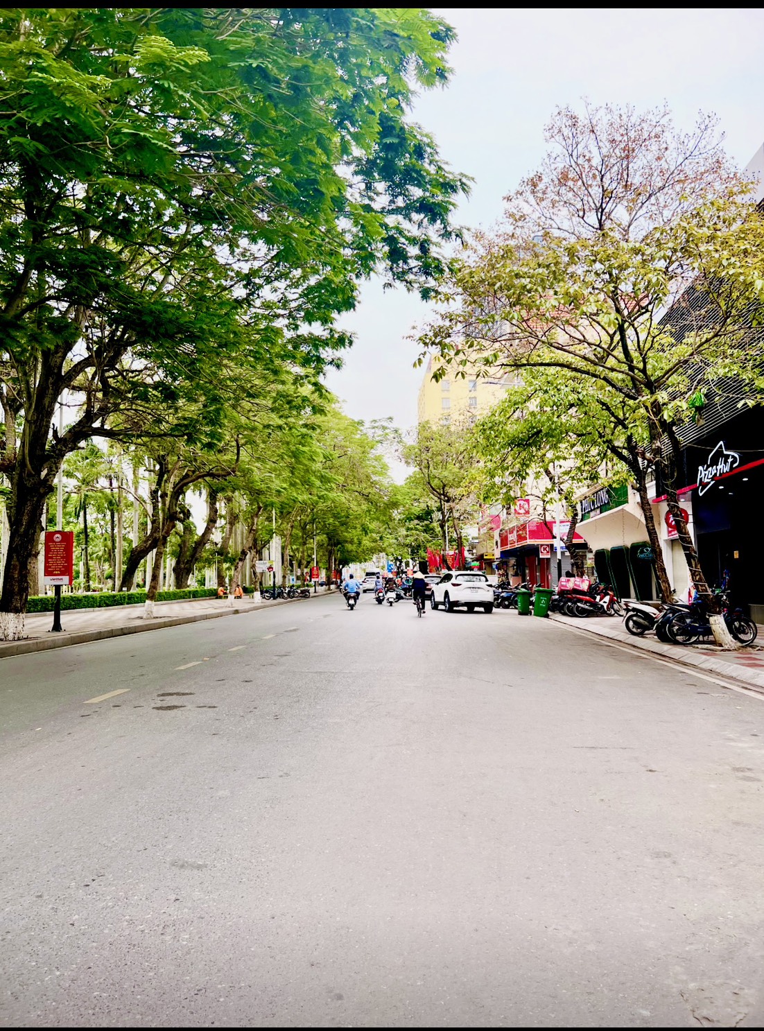 Bán nhà mặt đường Trần Phú, Ngô Quyền, Hải Phòng nhầ vị trí đẹp kinh doanh tốt. Giá:23,5 tỷ