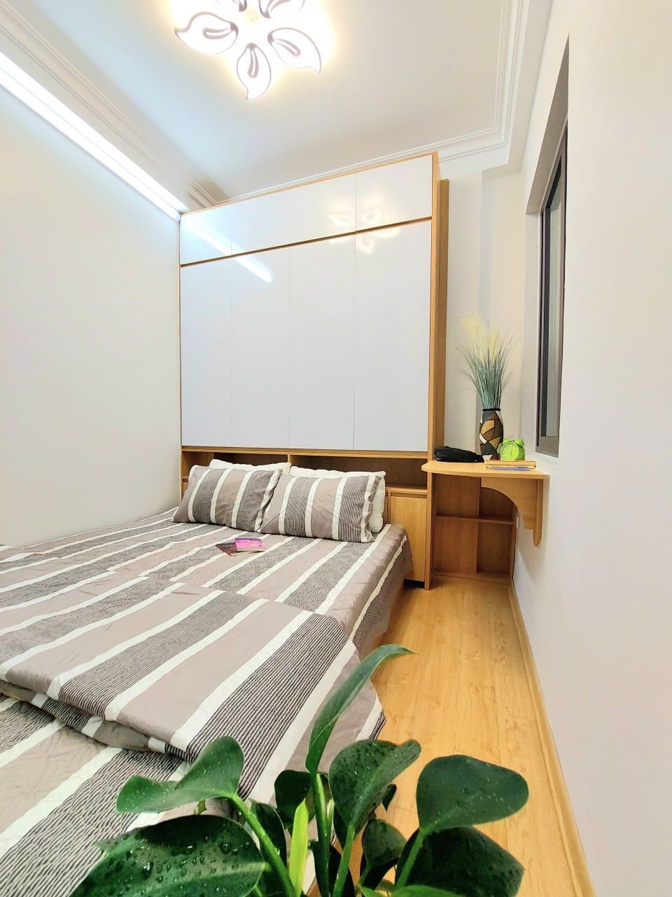 Siêu hiếm,Hộ khẩu Hai Bà Trưng,Phố Minh Khai,5 tầng,3 ngủ, full nội thất ở luôn, giá chỉ hơn 1 tỷ 0929647888