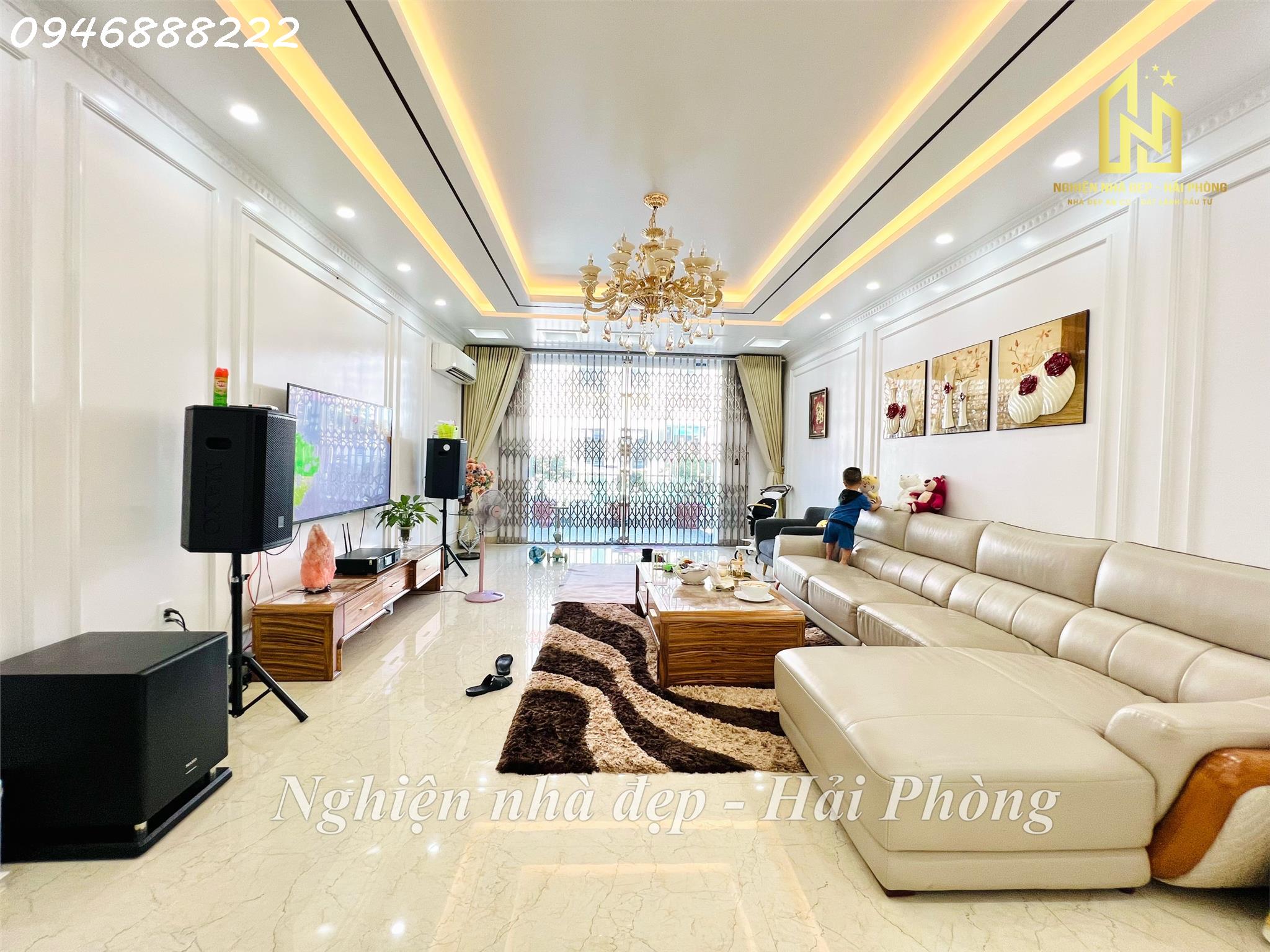 Nhà 6 tầng mặt đường Hoàng Ngọc Phách - Có THANG MÁY , buôn bán kinh doanh cực kỳ sầm uất