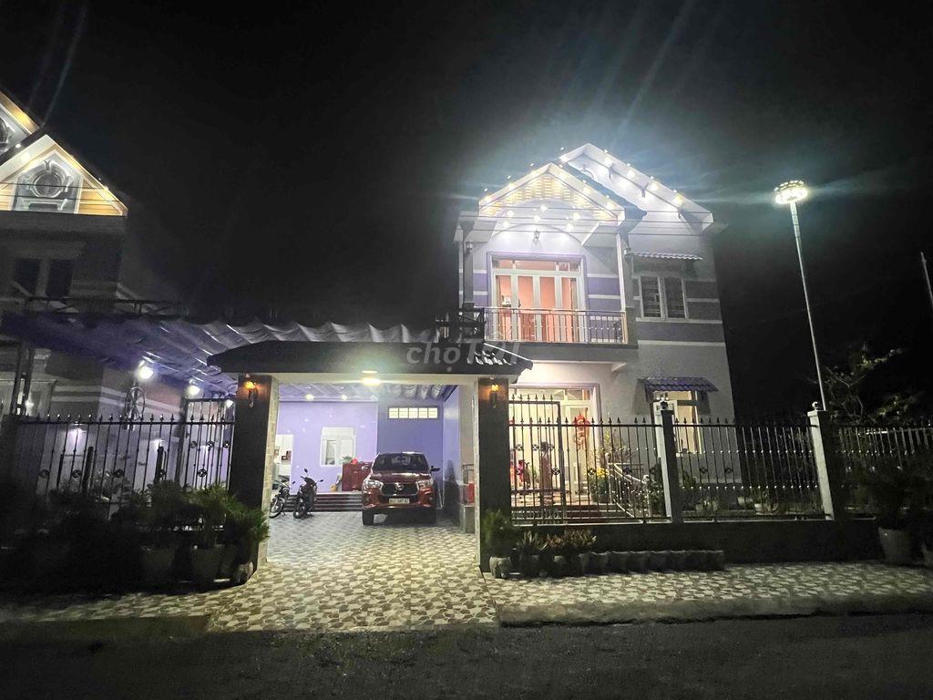 GIA ĐÌNH CẦN BÁN CĂN NHÀ Tại F3/b18, Khu dân Cư Khóm 6 Ngã 3 Mũi Tàu , TT Cầu Kè, Cầu Kè, Trà Vinh