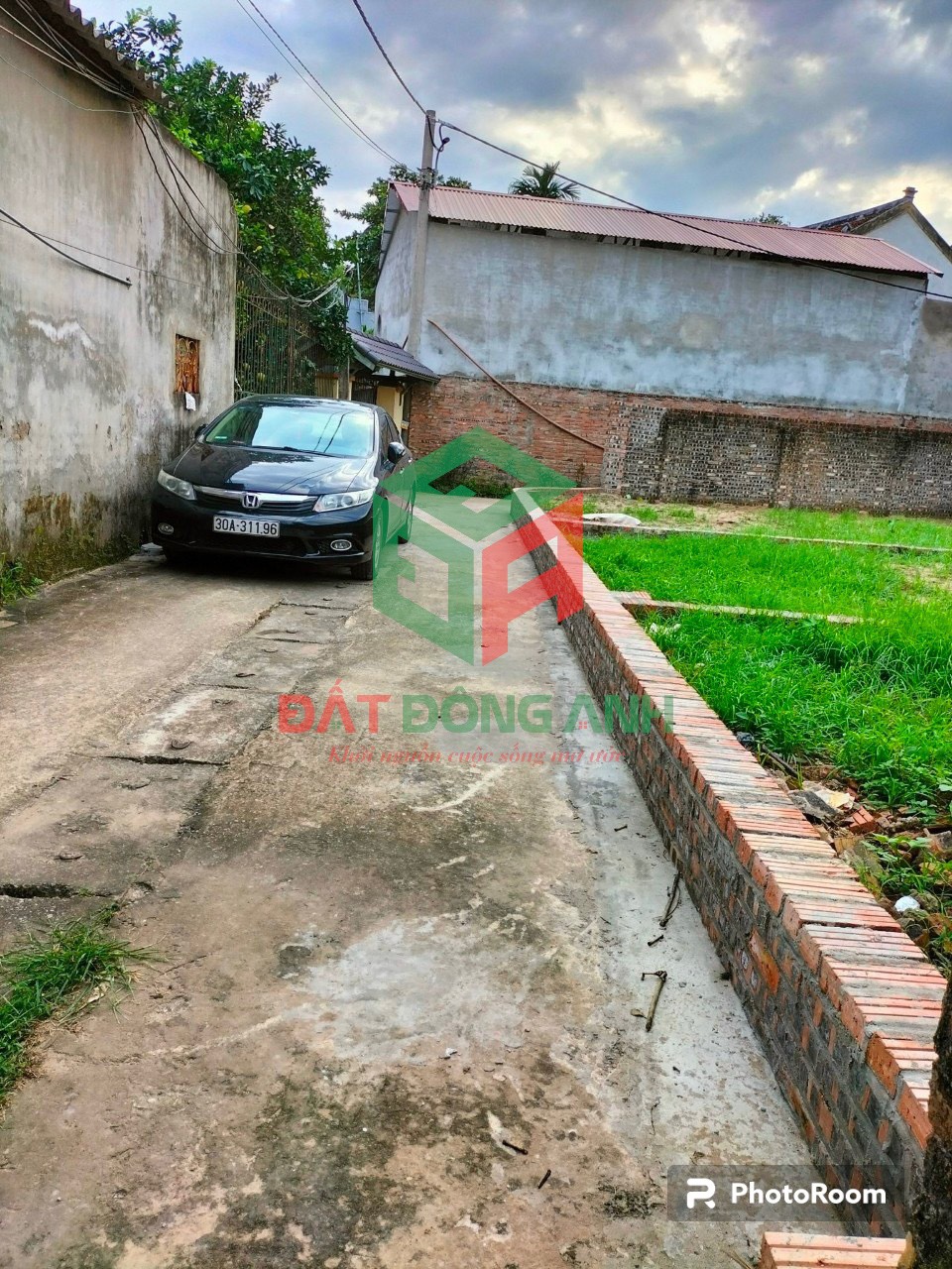 Chính chủ gửi bán 51m2 Đại Mạch Đông Anh, giá đầu tư nhỉnh 1.7 tỉ đường oto tránh 2 xe máy