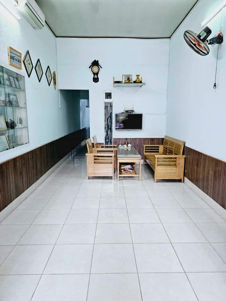 bán nhà mặt phố đường đặng thành chơn. phường quang trung tp quy nhơn