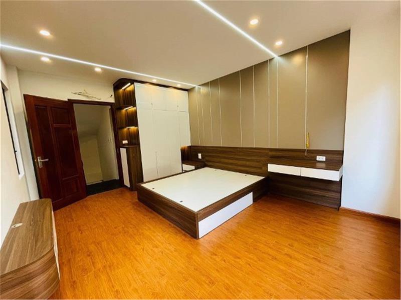 Rẻ, Nhà Trương Định Lô góc, thoáng ngõ thông, Kinh doanh DT 32m2, 6 Tầng, MT3.7m, giá nhỉnh 4 tỷ