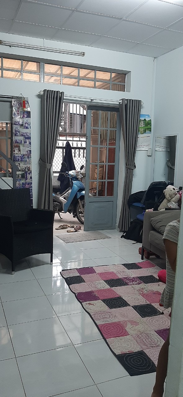 Nhà HXH đường 10 tăng nhơn phú B, DT 59m cấp 4