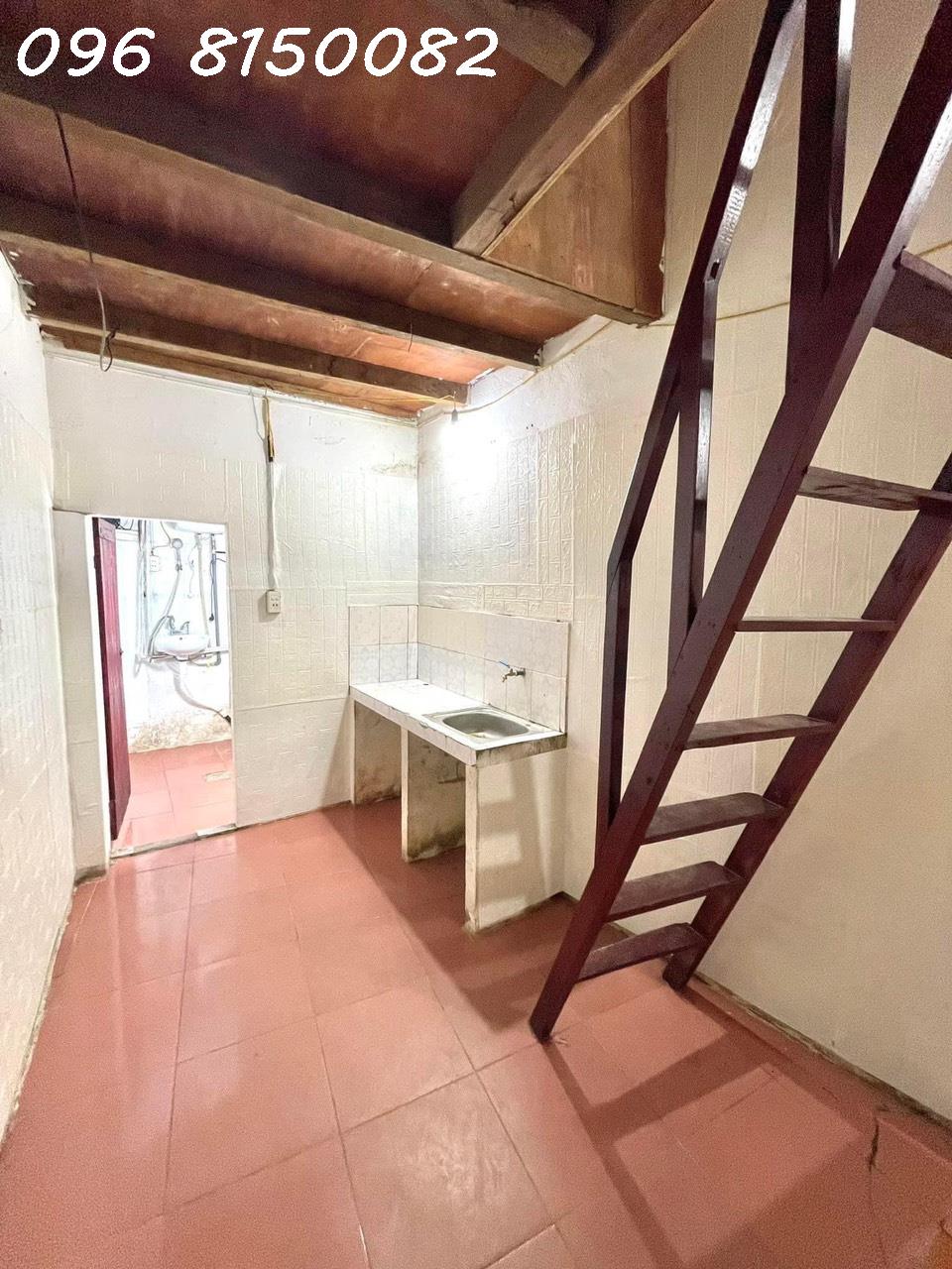 Cho thuê nhà nguyên căn tại ngõ 165 dịch vọng cầu giấy HN