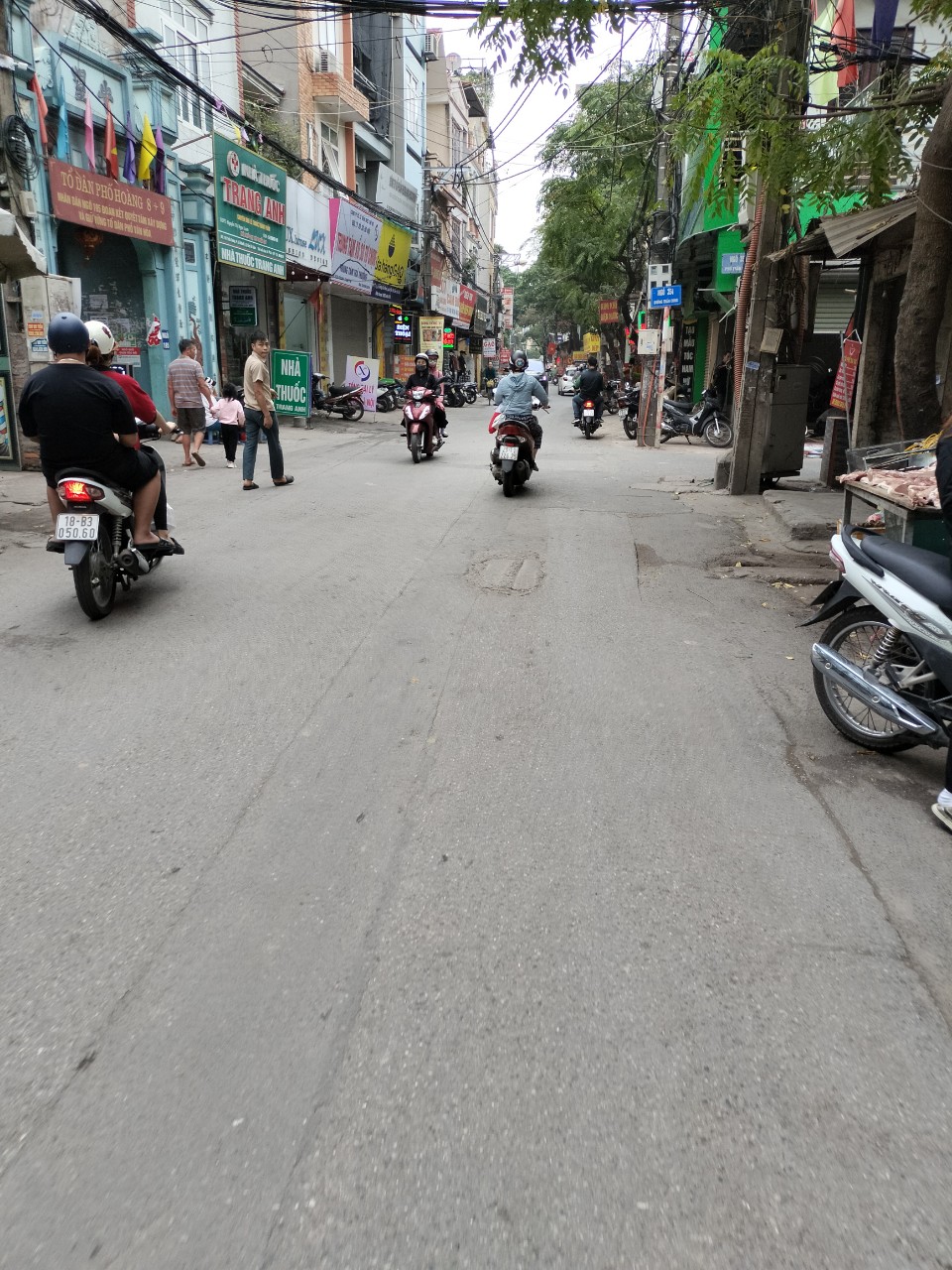 CẦN BÁN 78M ĐẤT - MẶT PHỐ TRẦN CUNG – PHÙ HỢP MỌI LOẠI HÌNH KINH DOANH. GIÁ 7,4 TỶ