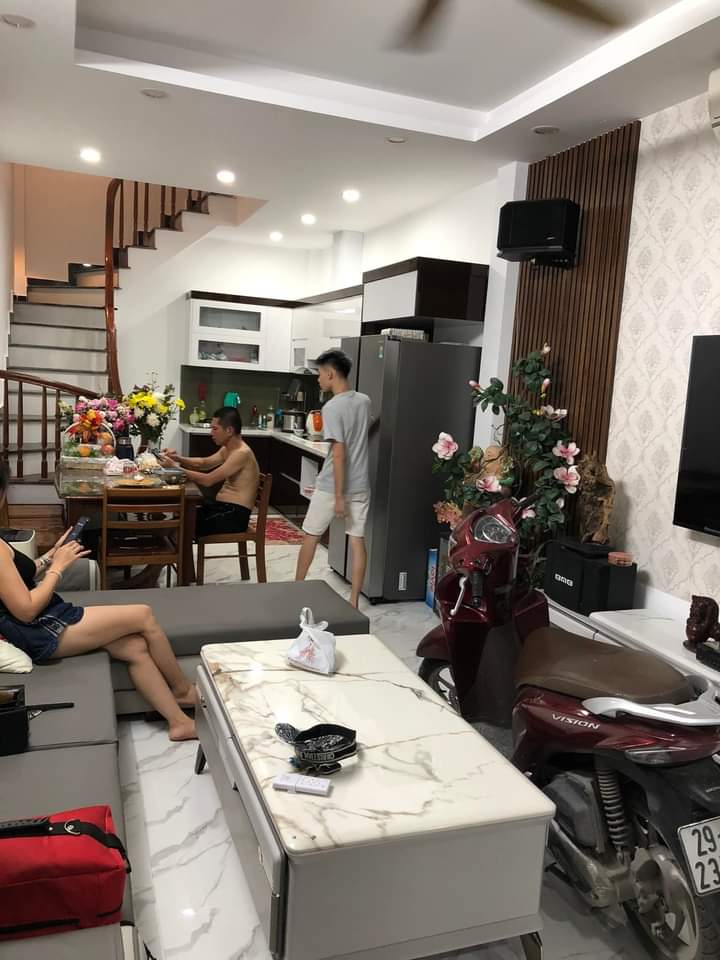 Gốc Đề, Minh Khai, 36m2, 5 tầng, full nội thất, kinh doanh