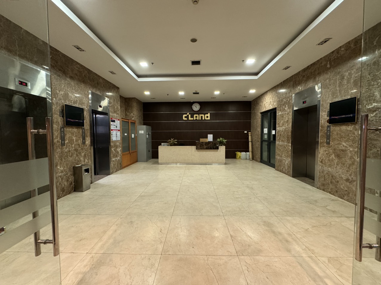 Chính Chủ bán Căn Hộ Chung cư Lê Đức Thọ - 130m 3 PN Tầng trung Căn Góc - Ở Ngay Đón Tết