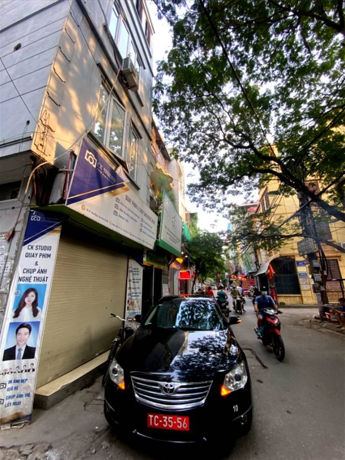 Bán Nhà Mặt Phố Hoa Bằng Quận Cầu Giấy. 34m Nhỉnh 10 Tỷ. Cam Kết Ảnh Thật Mô Tả Chính Xác. Chủ Thiện Chí Muốn Bán Nhanh