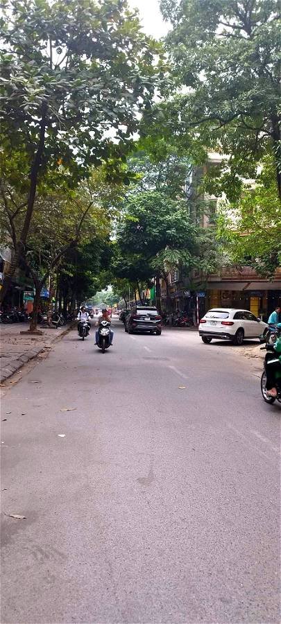 Bán Nhà Mặt Phố Dương Khuê Quận Cầu Giấy. 47m Mặt Tiền 4.6m Nhỉnh 17 Tỷ. Cam Kết Ảnh Thật Mô Tả Chính Xác. Chủ Cần Bán