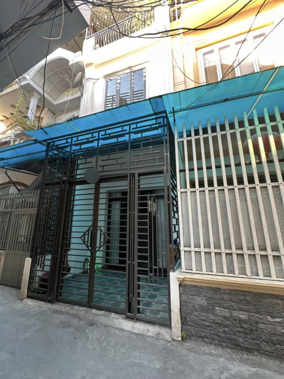 Bán nhà Hàng Kênh, diện tích 43m 3 tầng GIÁ 3.1 tỉ, sân cổng riêng, xây độc lập