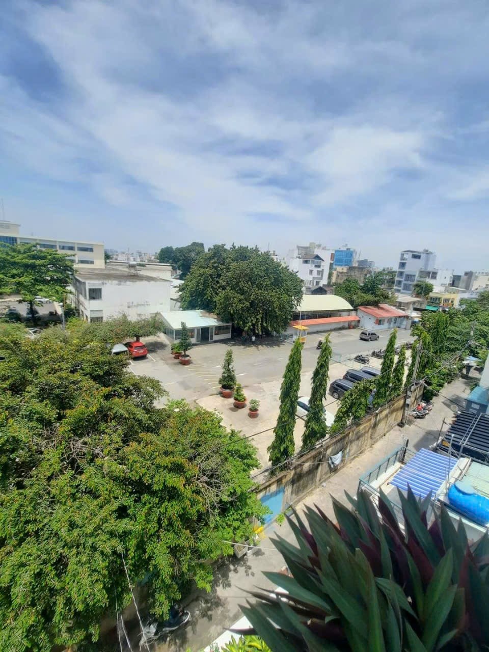 NHÀ BÁN 4 TẦNG HẺM XE HƠI GẦN TRUNG TÂM ĐĂNG KIỂM XE Q. BÌNH THẠNH. GIẢM GIÁ MẠNH