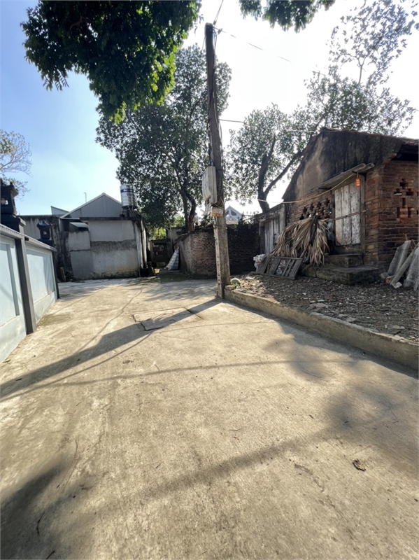 Chính chủ bán 39m ô tô tận đất chỉ hơn 590Tr, sát Thị trấn chúc sơn