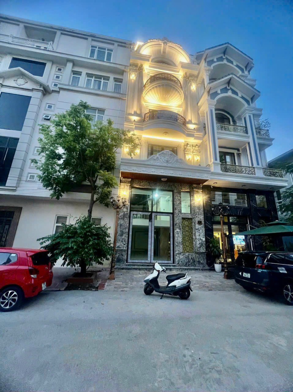 Siêu phẩm Thang Máy 6 tầng Lê Hồng Phong, diện tích 60m GIÁ 11.5 tỉ gần BigC