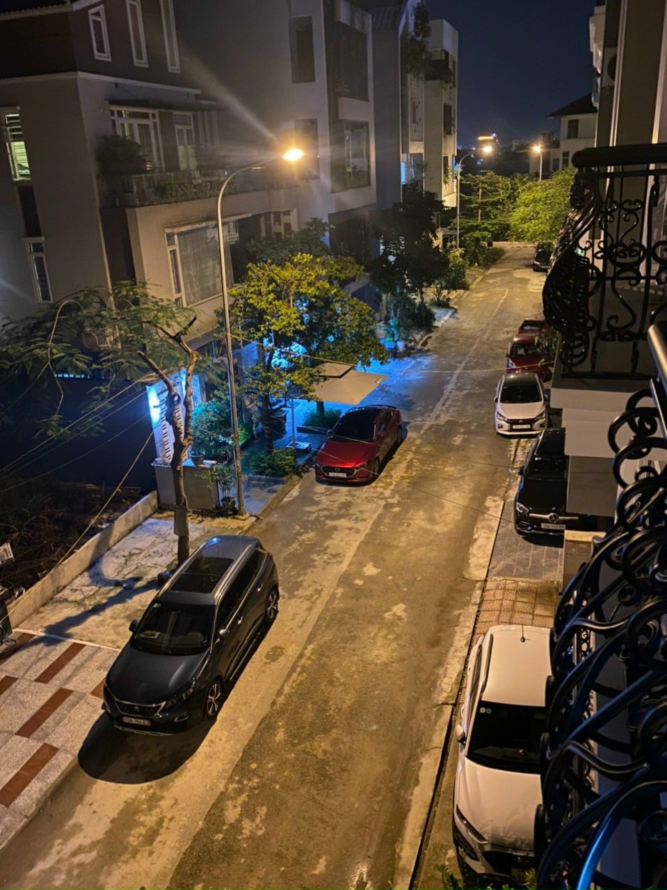 Bán nhà phân lô Lê Hồng Phong, 40m 5 tầng độc lập dân xây GIÁ 5.5 tỉ gần BigC