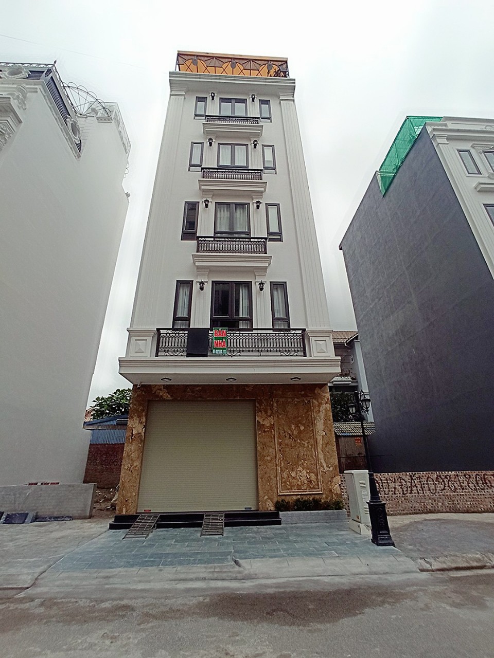 Bán nhà 6 tầng Thang Máy khu phân lô lô 7 Lê Hồng Phong, diện tích 60m GIÁ 9 tỉ