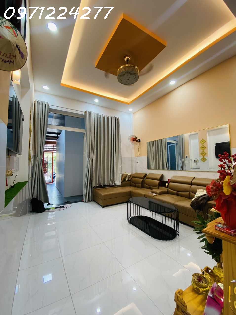 BÁN NHÀ MẶT TIỀN KINH DOANH PHƯƠC BÌNH - THỦ ĐỨC - 88M2 [ 4 X 22 ] 4PN - 5WC NHÀ HOÀN CÔNG ĐỦ [ GIÁ 9.1 TỶ ]