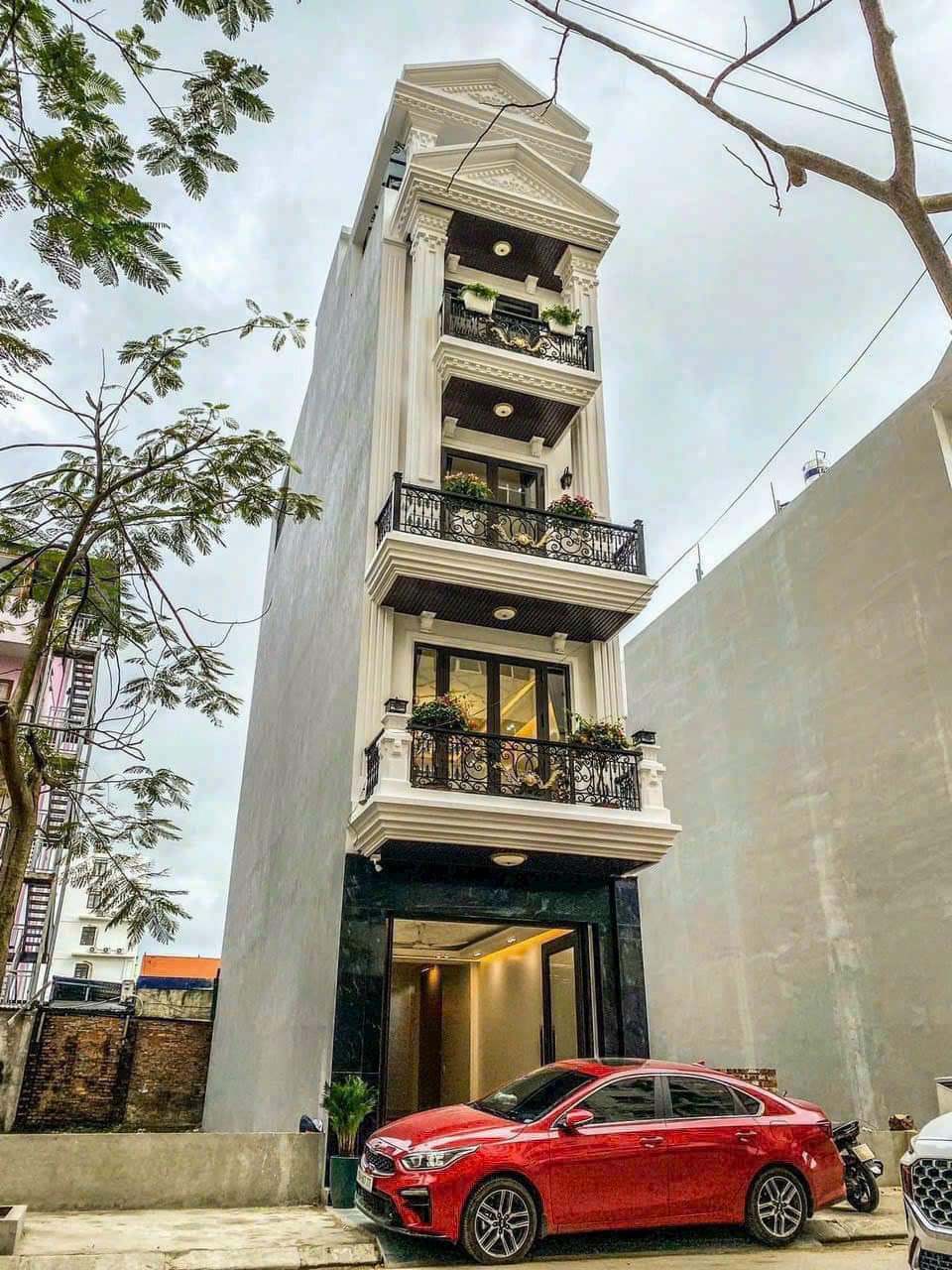 Bán nhà phân lô Lê Hồng Phong, 60m 5 tầng GIÁ 8.8 tỉ Thang Máy siêu đẹp