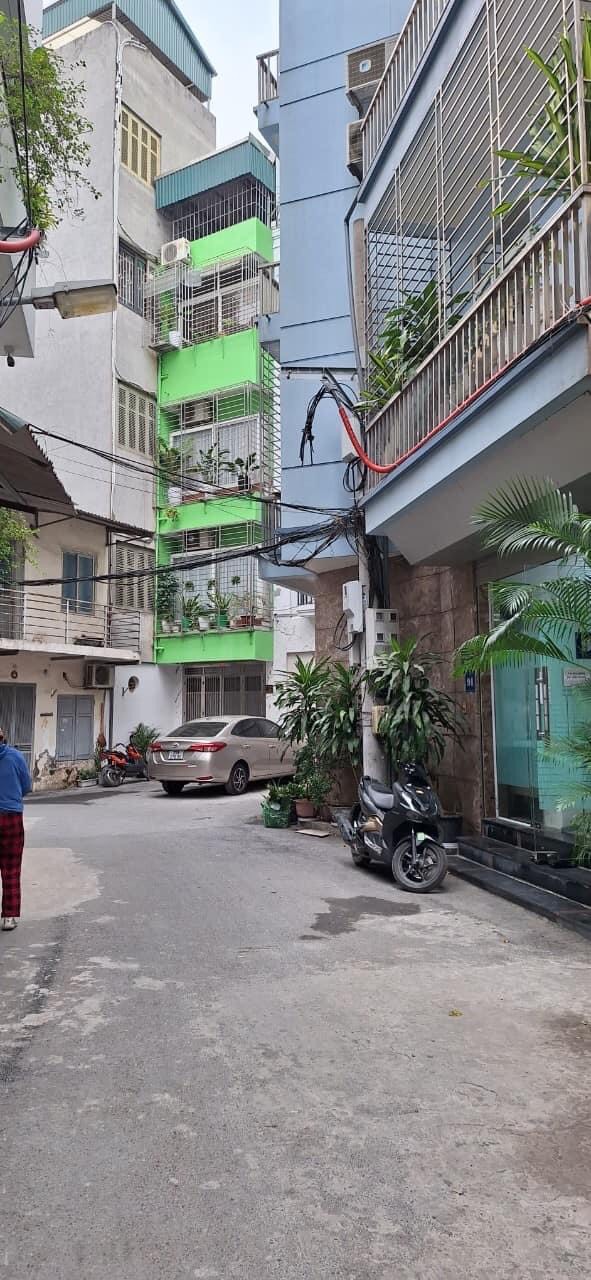 PHỐ VIP HOÀNG CẦU LÔ GÓC 2 THOÁNG 50m 4T 5PN 6.6 TỶ