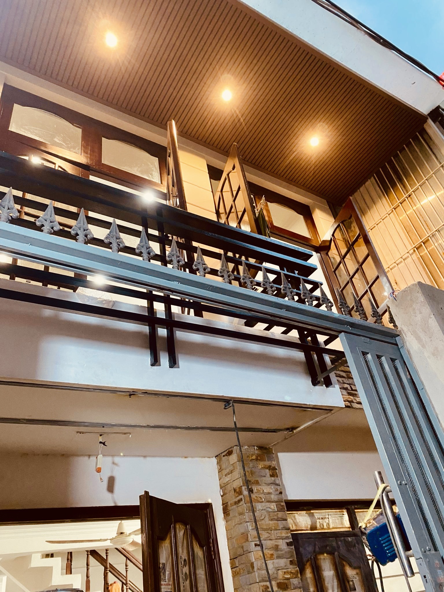 NHÀ CHO THUÊ - NGUYỄN XÍ - BÌNH THẠNH - 40M2 - 2 TẦNG - 2 PN - GIÁ THUÊ 12.5 TR.THÁNG (TL)