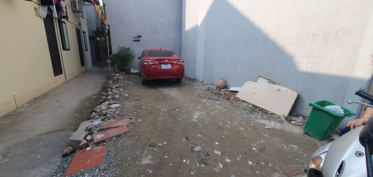 BÁN ĐẤT PHÚ DIỄN, LÔ GÓC, KD, THÔNG KHẮP, 40M, MT 4M. 4 TỶ 45 CTL