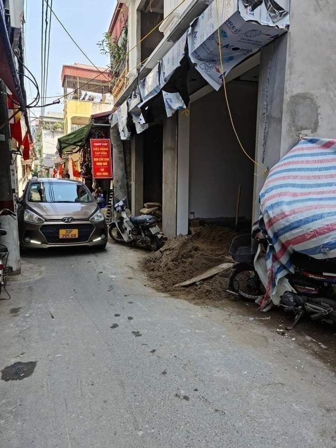 Tân Mai, Hoàng Mai 41m2, 5 tầng, giá 5,2 tỷ