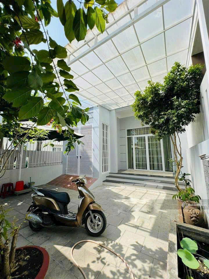 Bán nhà Xóm Chiếu, Vĩnh Ngọc 152m2 ngang 7m giá rẻ