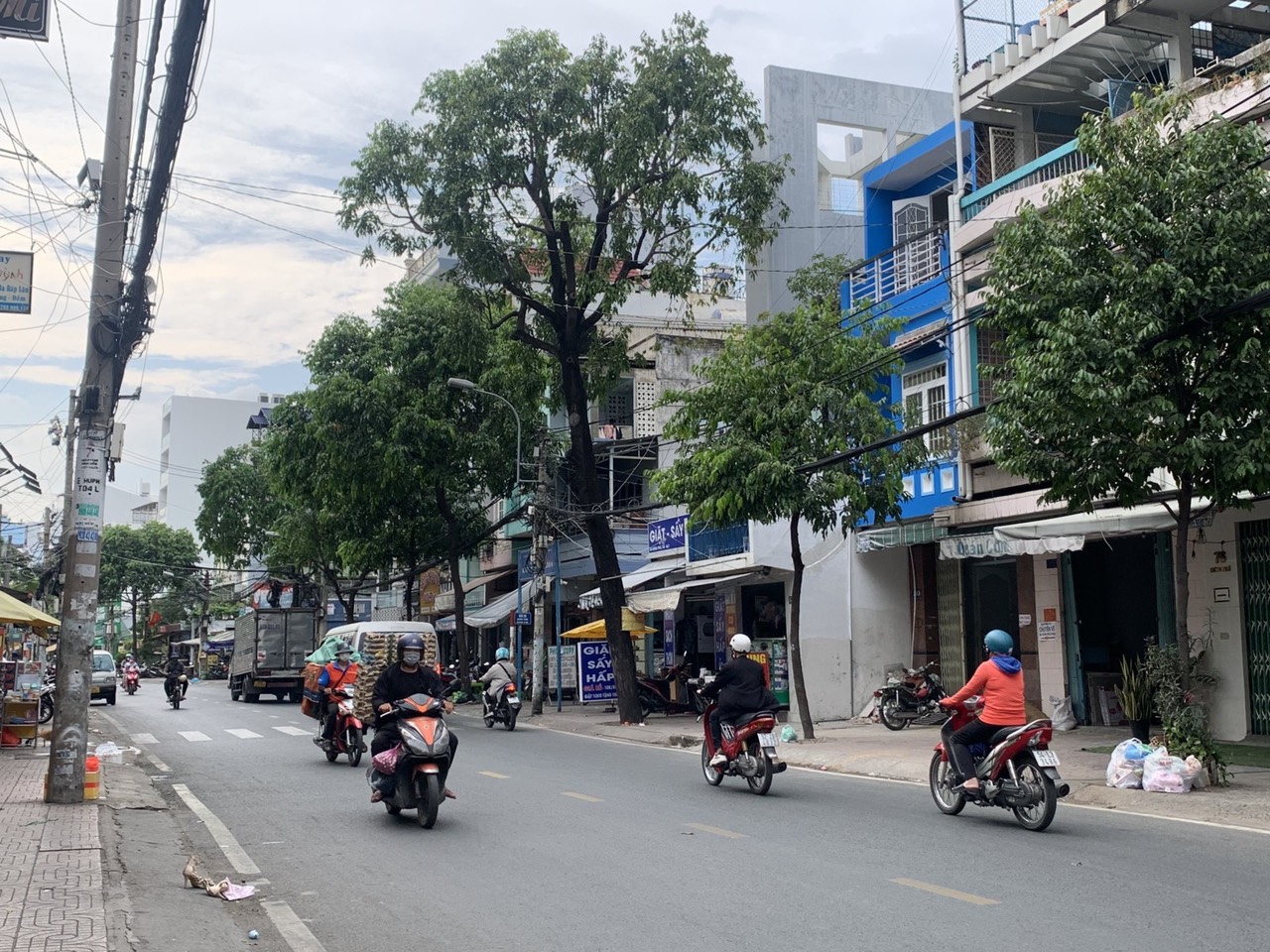 Bán Nhà Mặt Tiền Đỉnh Hưng Phú, Q8, 330m2, Giao Cầu Chữ Y, Chỉ 34 Tỷ