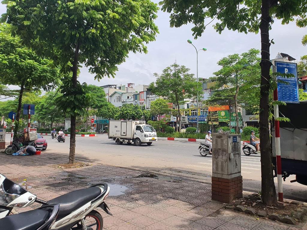 Cực hiếm có, nhà 2 mặt phố Ô Chờ Dừa và Đông Các, 63m2 giá 25 tỷ