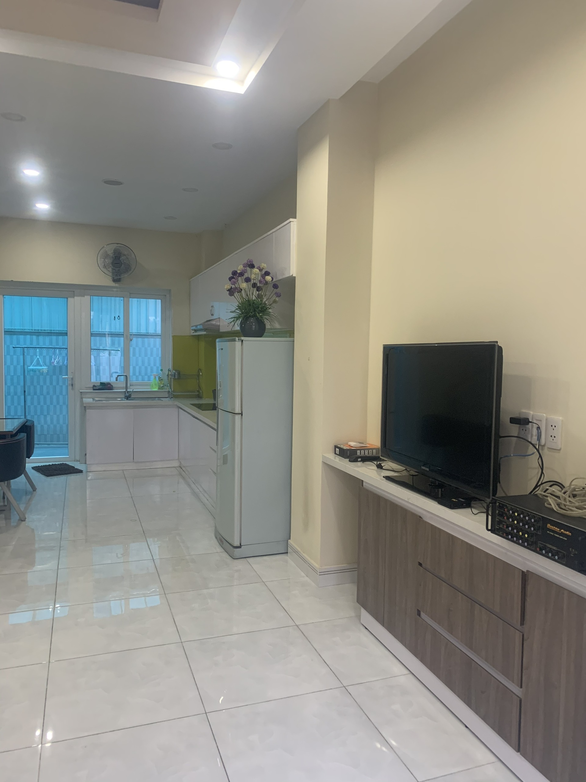 CHO THUÊ NHÀ KHU KHANG ĐIỀN, QUẬN 9, FULL NỘI THẤT, FULL TIỆN ÍCH DỊCH VỤ - 12.5 TR. THÁNG