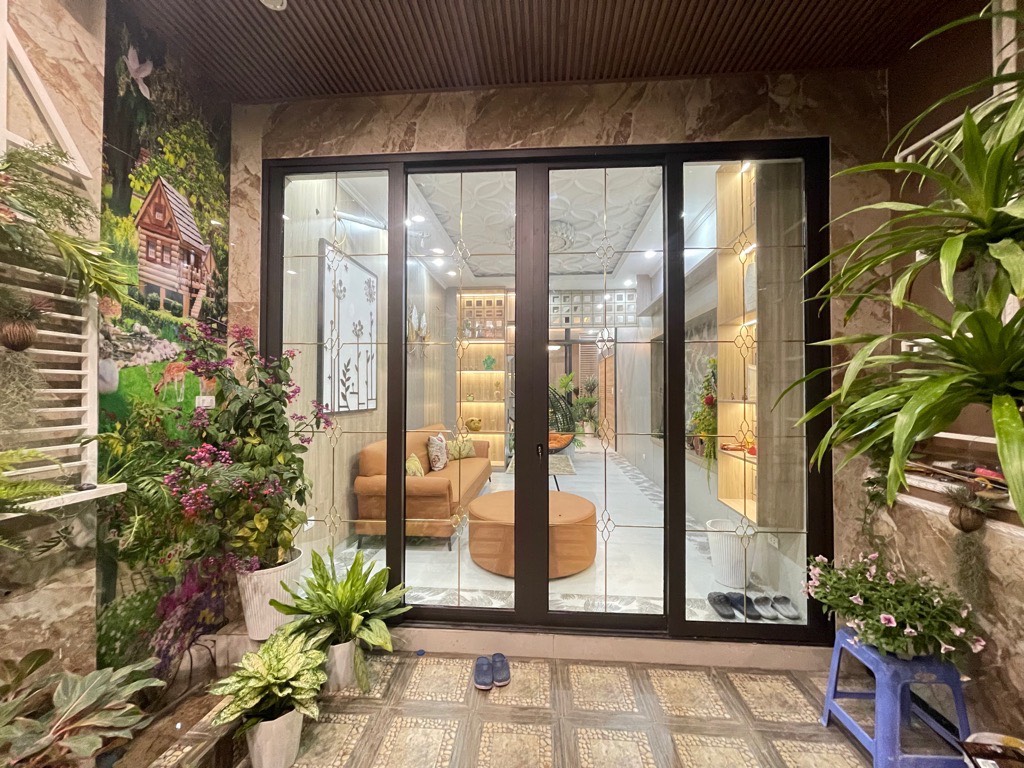 NHÀ ĐẸP NGUYỄN VĂN CỪ - NGỌC LÂM - LONG BIÊN - 75M - 4 TẦNG - FULL NỘI THẤT - 7,85 TỶ - GẦN TÂM ANH - CẦU CHƯƠNG DƯƠNG