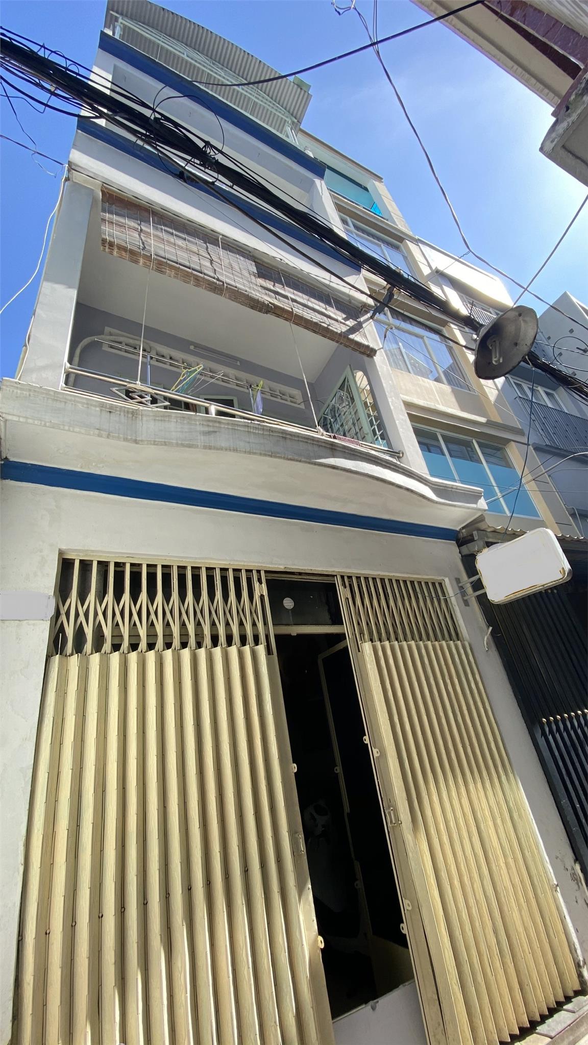 Bán nhà Bàn Cờ, Q3, 4 tầng, 3,6 x 9m, sổ vuông vức, khu kinh doanh đông đúc, giá 5,7 tỉ