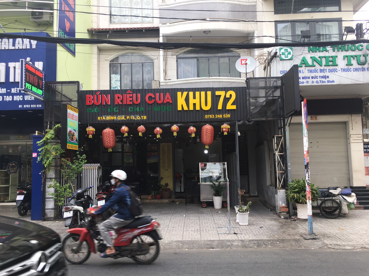 Quận Tân Bình , Sang Rẻ Quán Ăn 89 tr ( Đầu tư 300 tr ) MT đường sầm uất, Dt : 7m x 18m, Tel : 0788601765