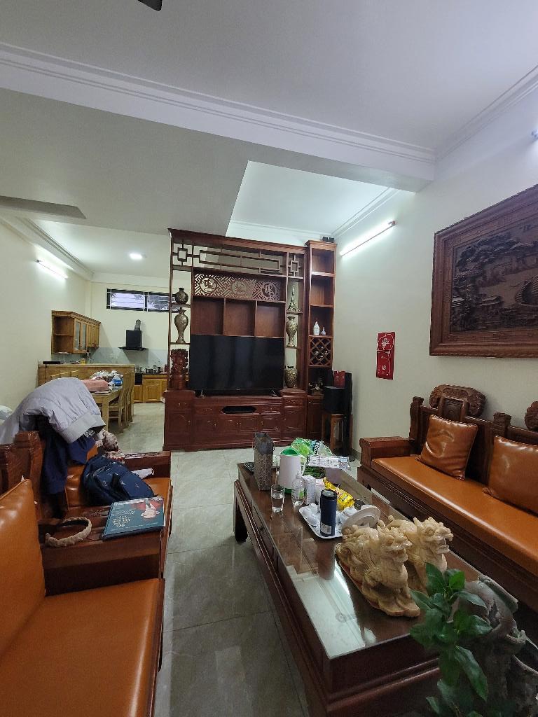 NHÀ DÂN XÂY THẠCH BÀN 56M - 4 TẦNG - FULL NỘI THẤT - GẦN CHỢ THẠCH BÀN - NHỈNH 5 T.Ỷ - CÁCH AEON, CẦU VĨNH TUY 1KM