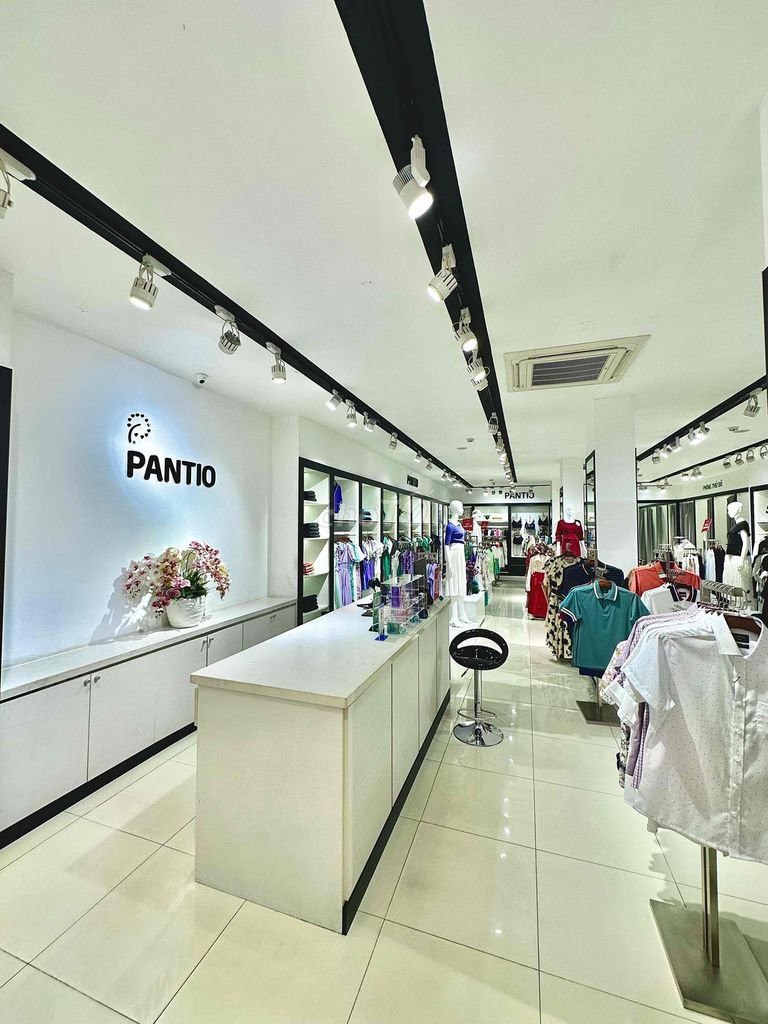 Nhà mặt tiền lê văn việt Hiệp phú DT 200m vị trí vàng kinh doanh tốt