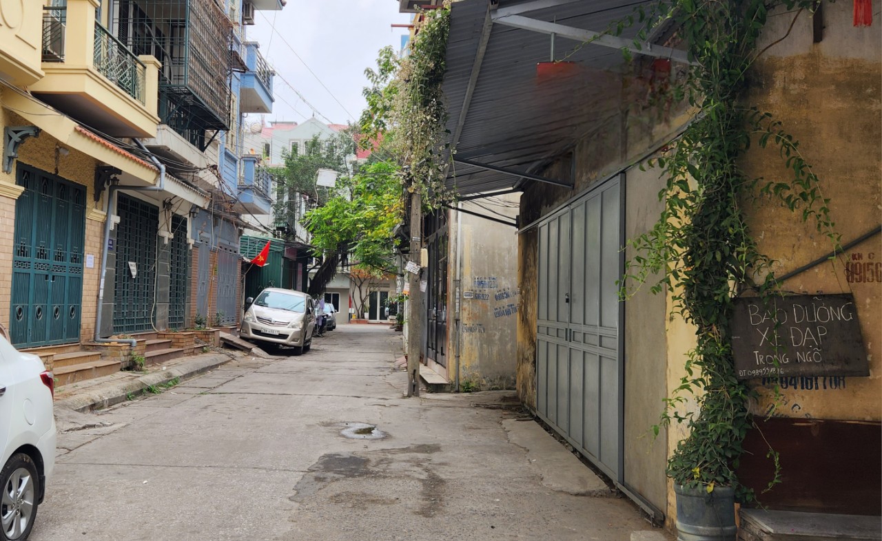 Bán Đất Phố Nghi Tàm, Tây Hồ_10m Ôtô Dừng đỗ, Diện tích 50m2, MT5m, Giá Nhỉnh 4 tỷ