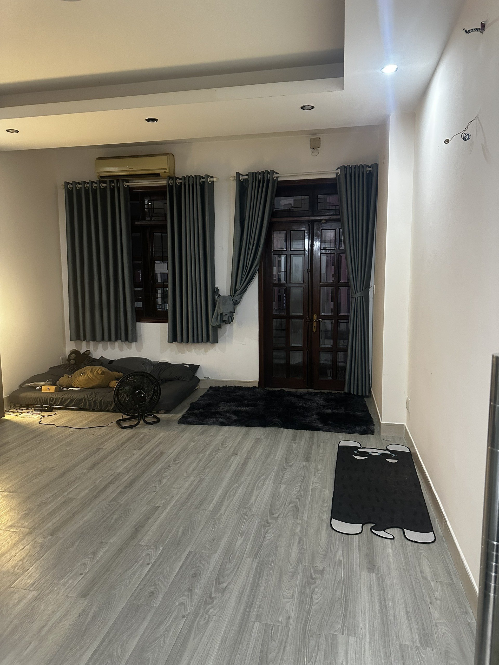 **CHO THUÊ CHDV ĐƯỜNG NGUYỄN THỊ THẬP - QUẬN 7 - TP. HỒ CHÍ MINH**