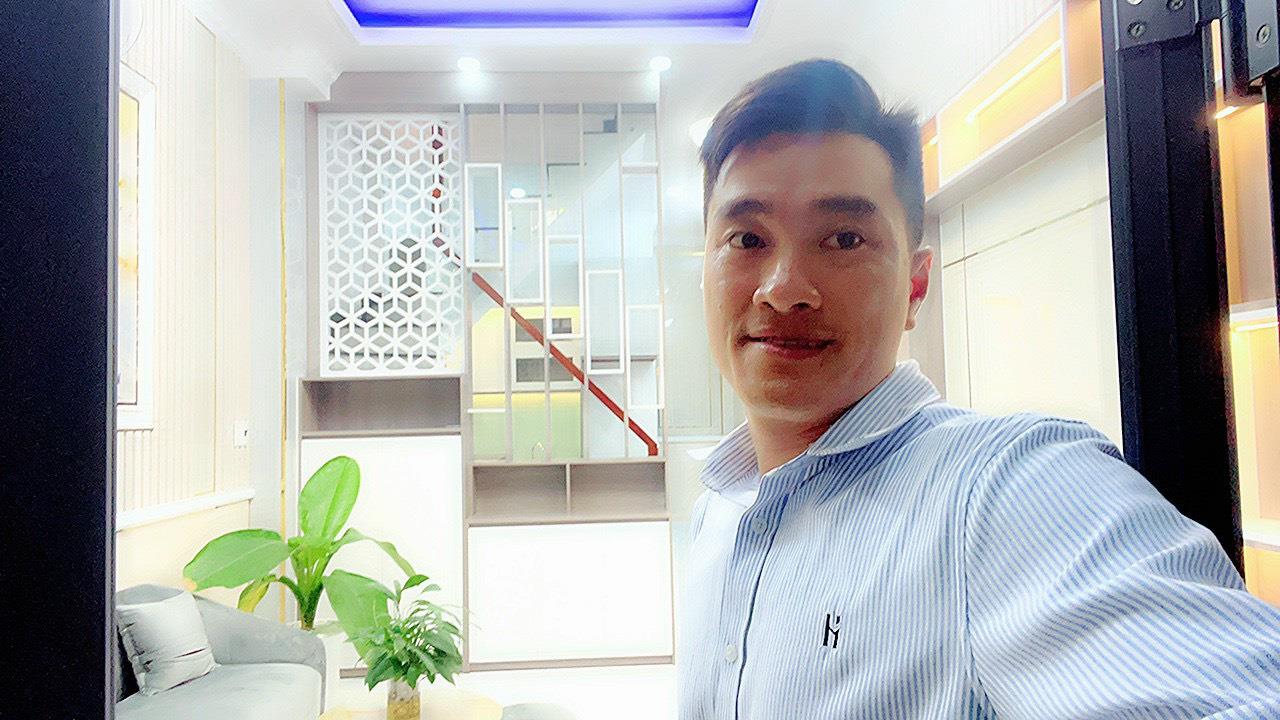 NHÀ ĐẸP 2 TẦNG SÁT CẦU PHÚ XUÂN QUẬN 7 SỔ HỔNG VUÔNG VỨC NHƯ A4 HẼM XE BAGAC CÁCH 10m RA HXH CHỈ 3.35 TỈ