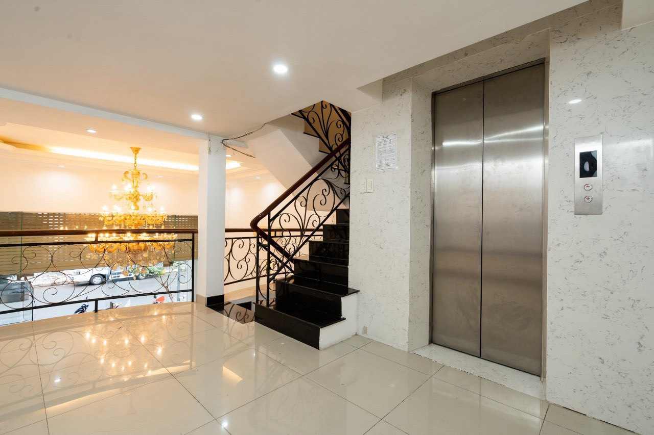 **CHÍNH CHỦ CHO THUÊ MẶT BẰNG PHÚ MỸ HƯNG - QUẬN 7 - TP. HỒ CHÍ MINH**