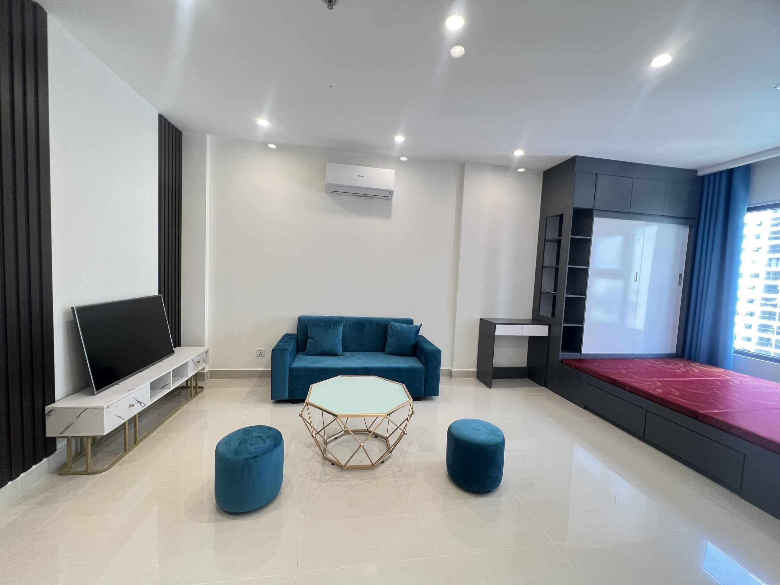 Studio cần bán dt 30m² khu S1 tầng đẹp hướng đjep view đẹp giá 1.5 tỷ BP