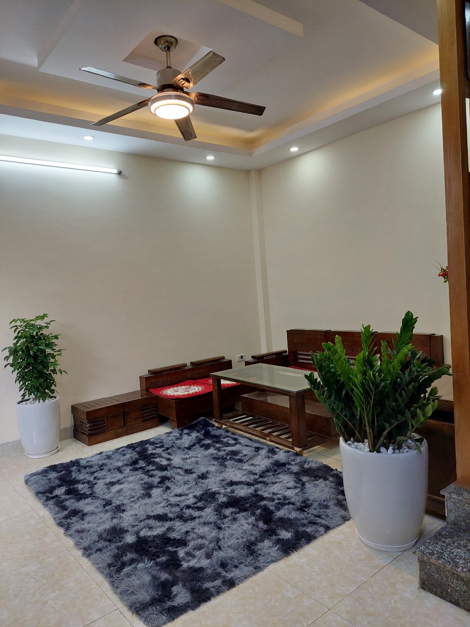 CHÍNH CHỦ BÁN NHÀ RIÊNG PHỐ LĨNH NAM, 50M 5 TẦNG 3.X TỶ 0901766599