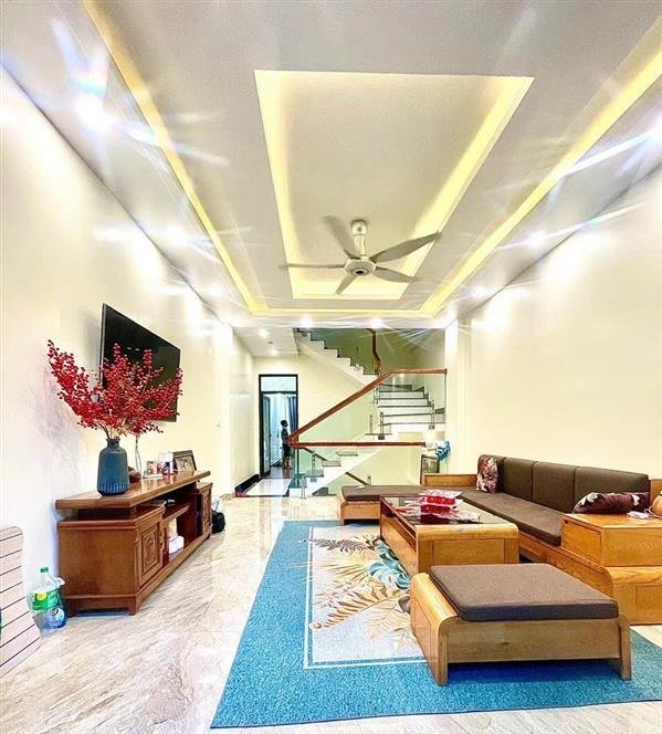 Bán nhà phân lô Tây Trung Hành, diện tích 60m 5 tầng GIÁ 6.8 tỉ xây độc lập