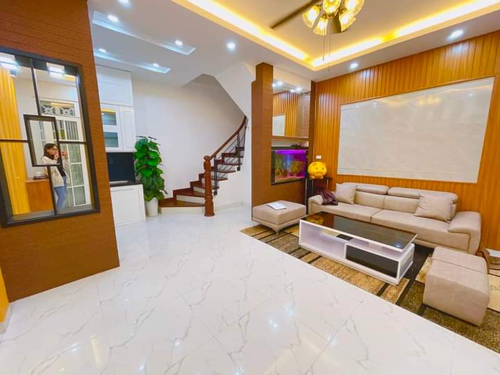Thụy Khuê, Tây Hồ 34m2, 5 tầng, full nội thất, giá hơn 4 tỷ