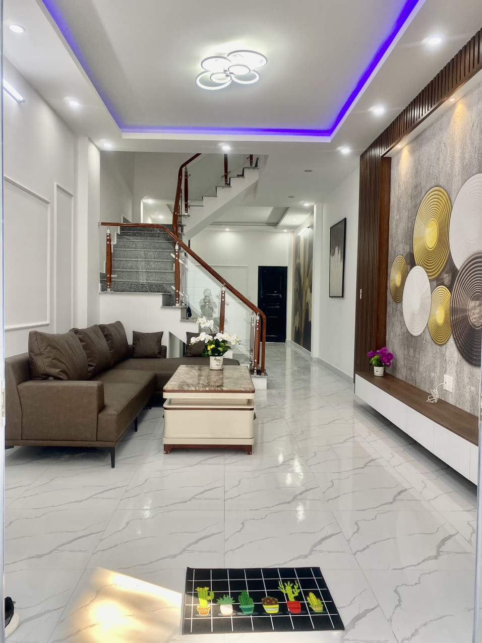 Bán nhà xây mới An Đà - Ngô Quyền, 50m 3 tầng GIÁ 2.55 tỉ gần Lạch Tray