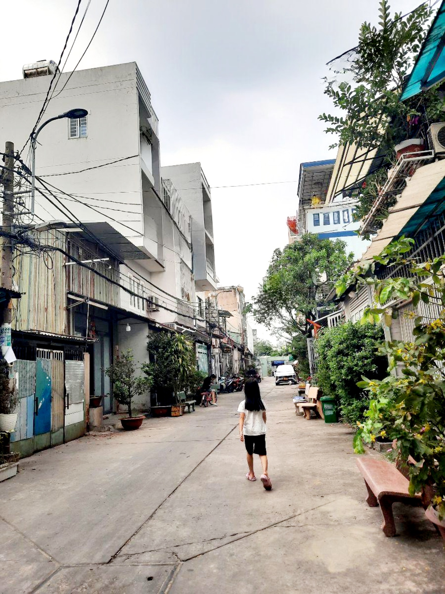 NHÀ MỚI ĐẸP – 40M2 - 2 TẤNG - NGAY NGÃ TƯ 4 XÃ - GẦN CHỢ LÊ VĂN QUỚI - GIÁP TÂN PHÚ - HOÀN CÔNG ĐẦY ĐỦ - GIÁ CHỈ HƠN 3.55TỶ - ZALO : 090. 314. 9262.