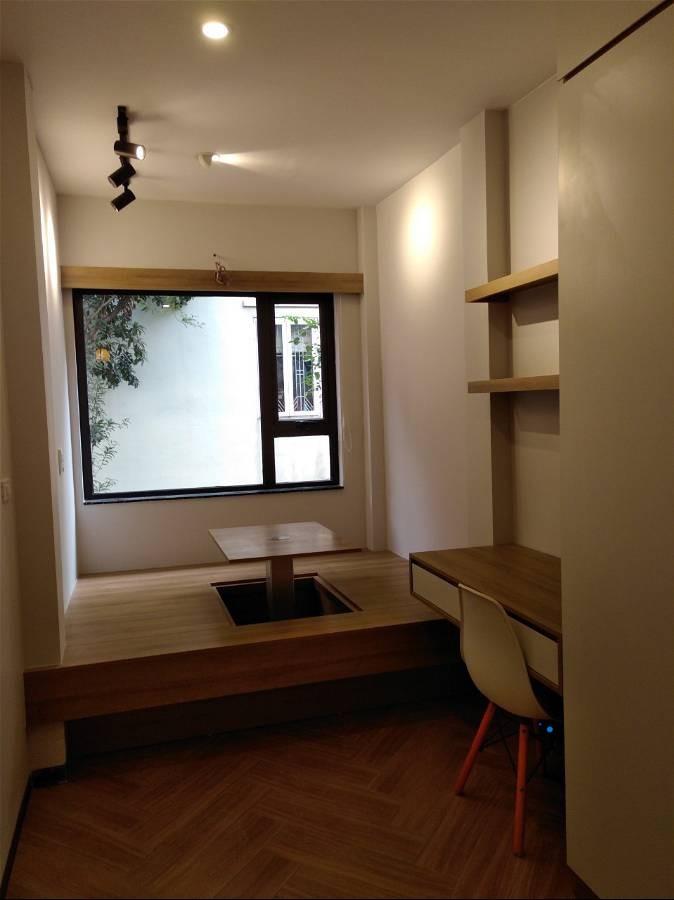 Nhà Nguyễn Văn Cừ, ô tô, kinh doanh, 42m2, 5t, 5.6 mặt tiền, giá 5.4 tỷ thương lượng.