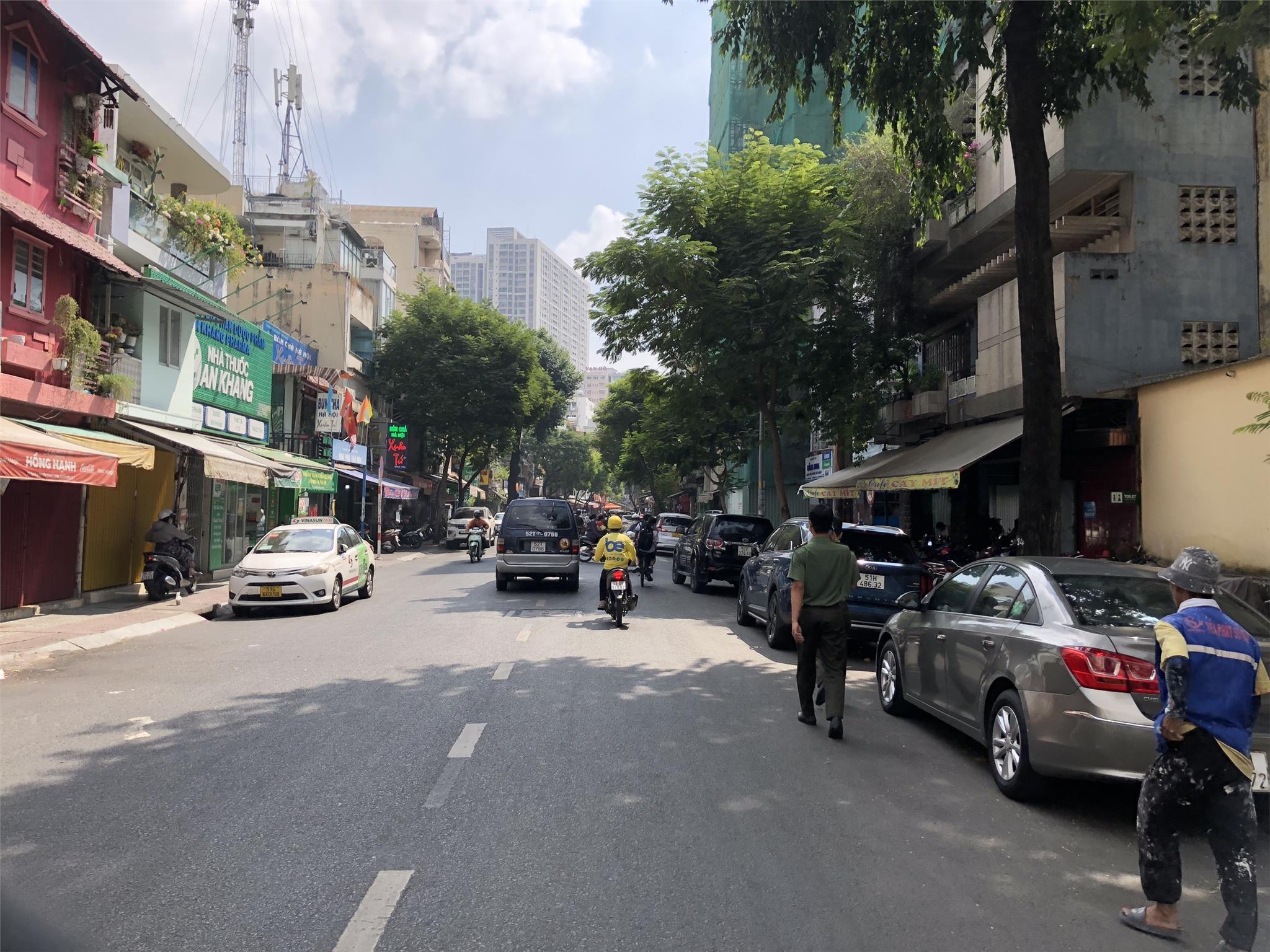 Bán nhà Nguyễn Cảnh Chân, Q1, 5 Tầng vượt trội, dân trí cao, giá 5 tỉ nhỉnh