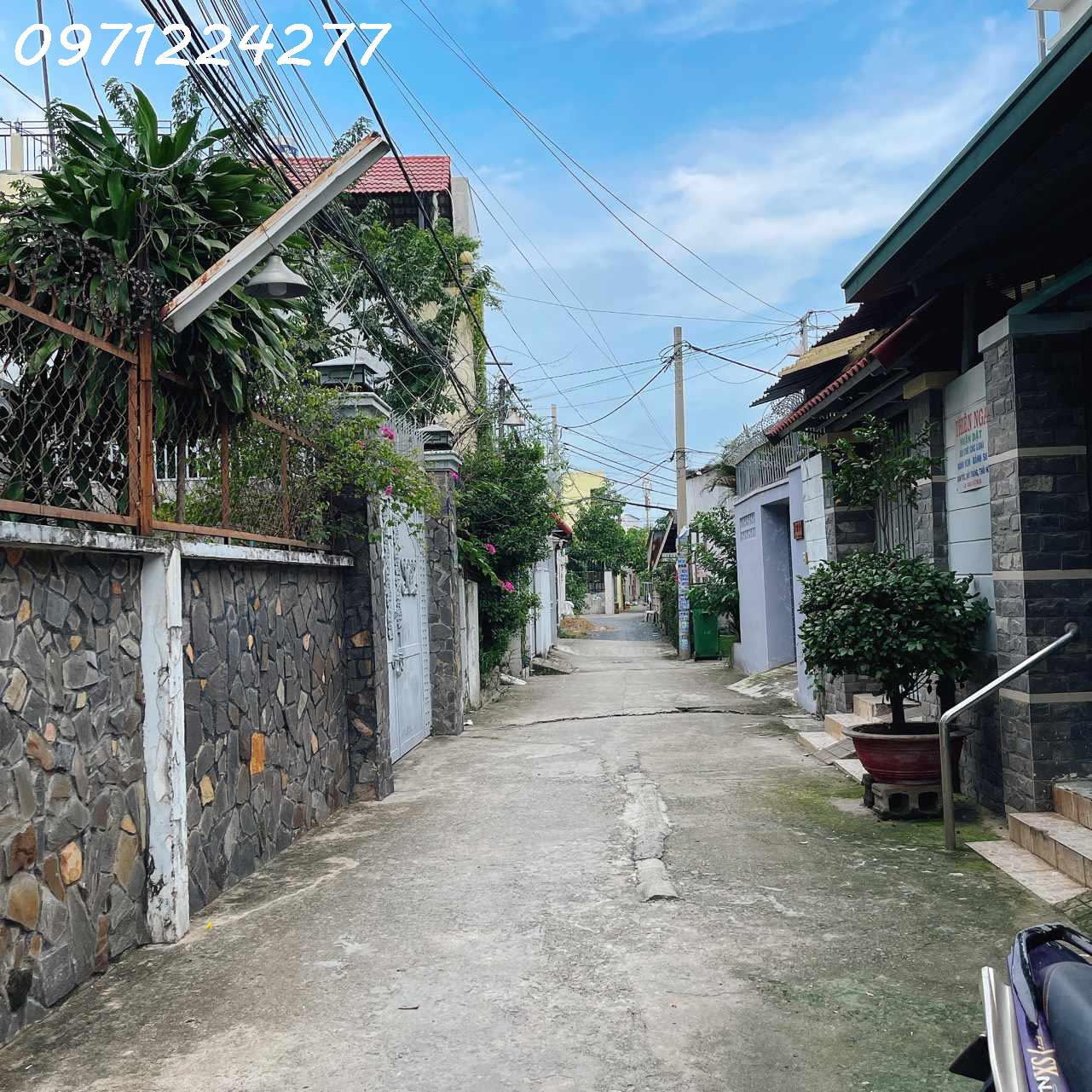 BÁN NHÀ ĐƯỜNG HIỆP BÌNH , HIỆP BÌNH CHÁNH , THỦ ĐỨC 73M2 [ 4.3 X 17 ] 2 TẦNG 3 PHÒNG NGỦ , 3 VỆ SINH , XE HƠI ĐỖ CỬA [