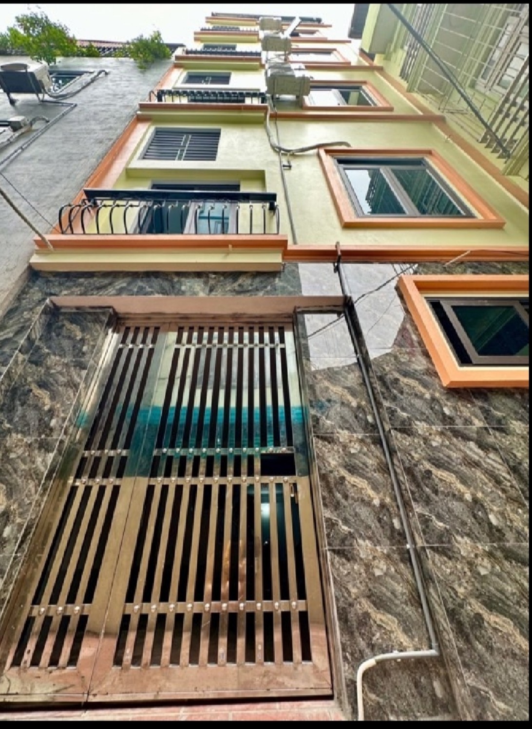 CCMN DÒNG TIỀN 10 PHÒNG PHỐ CỔ NHUẾ - 6 TẦNG THANG MÁY - GIÁ CHÀO 8,5 TỶ - Diện tích 60m2