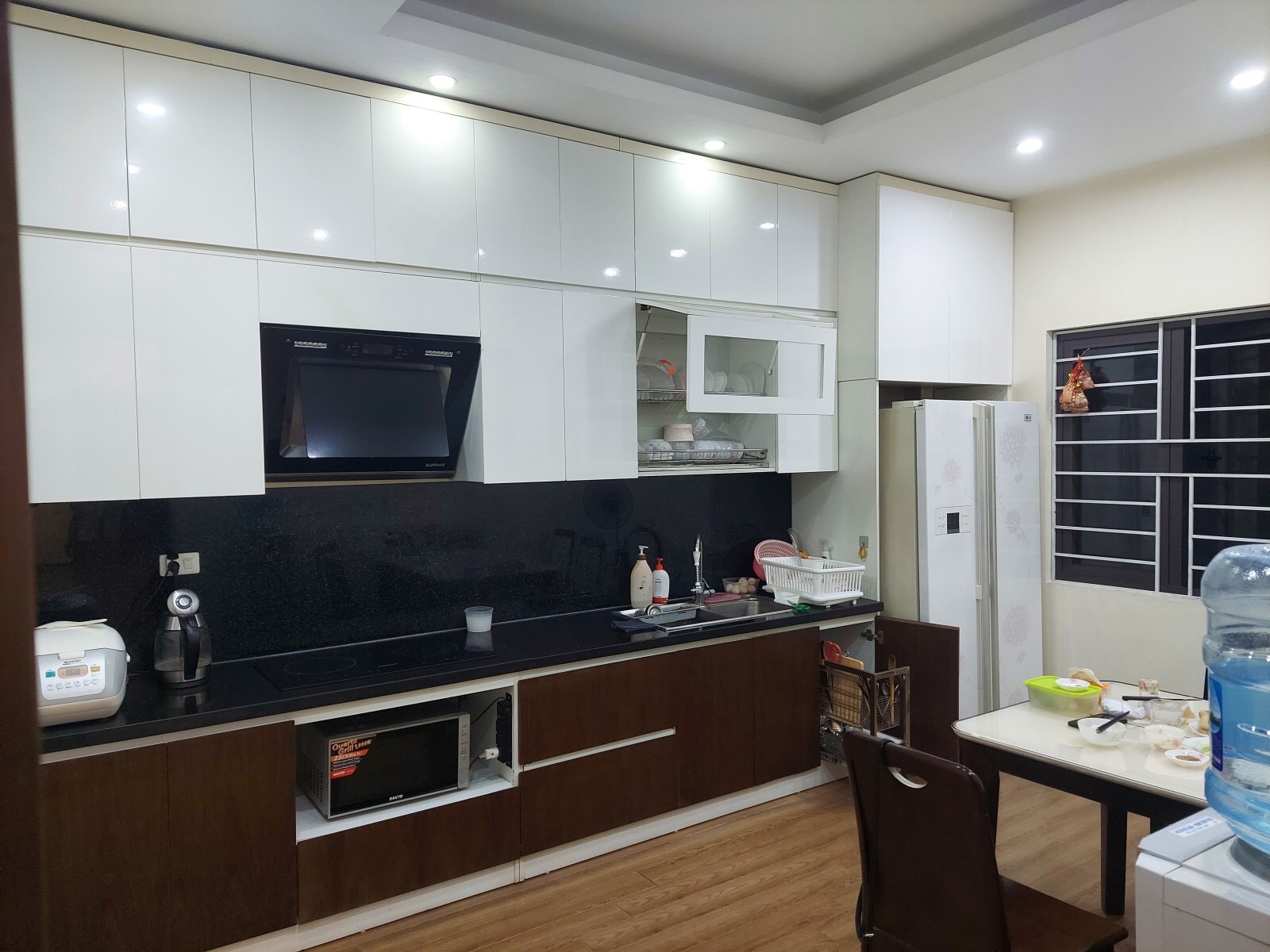 Bán nhà Nguyễn V Cừ Long Biên 62m 5T oto ,KD, nhỉnh 9 tỷ .